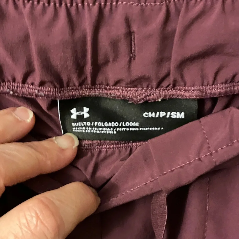 Under Armour Plum Jogger Pants Small - Picture 2 of 5